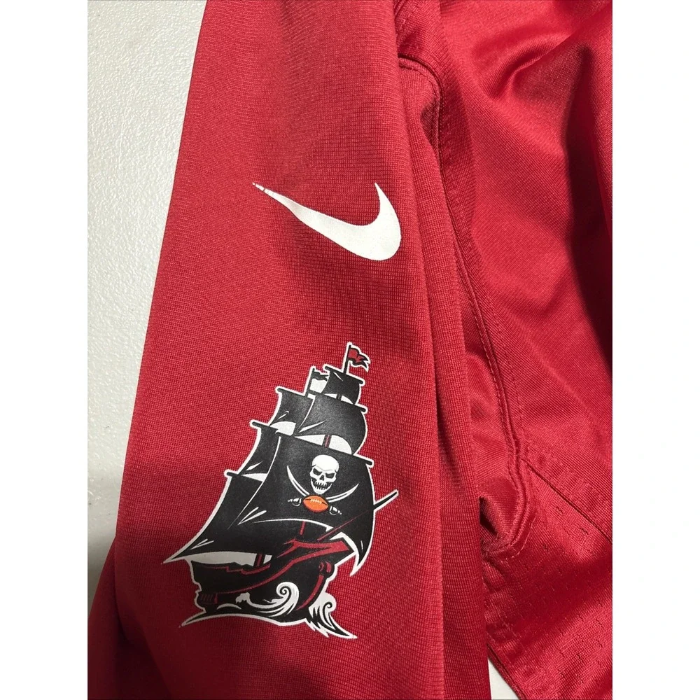 Nike Men's NFL Tampa Bay Buccaneers Tom Brady #12 Red Jersey Size XL